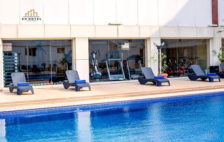 Ah Hotel And Conferences Madina Exterior photo